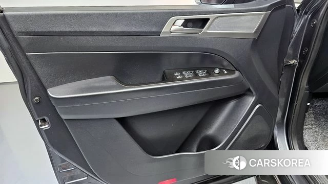 Ssangyong Rexton Sports id 4384604 из Кореи 16