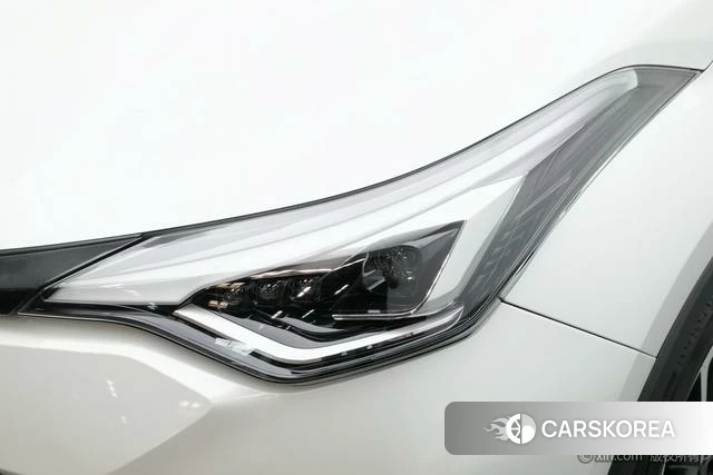 Toyota C-HR id 4279081 из Китая 16