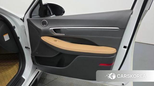 Hyundai Sonata Hybrid (DN8) id 4609888 из Кореи 16
