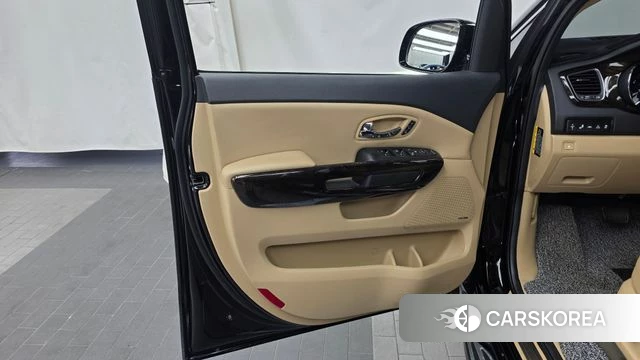 Kia The New Carnival id 4677391 из Кореи 16