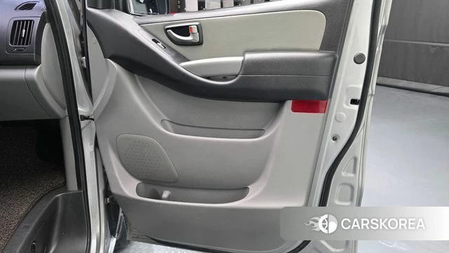 Hyundai The New Grand Starex id 4502475 из Кореи 16