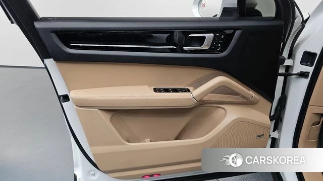 Porsche Cayenne (PO536) id 4572060 из Кореи 16