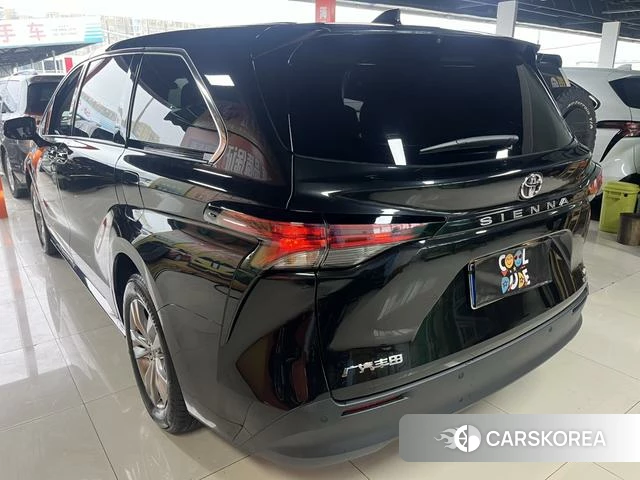 Toyota Saina id 4261181 из Китая 16
