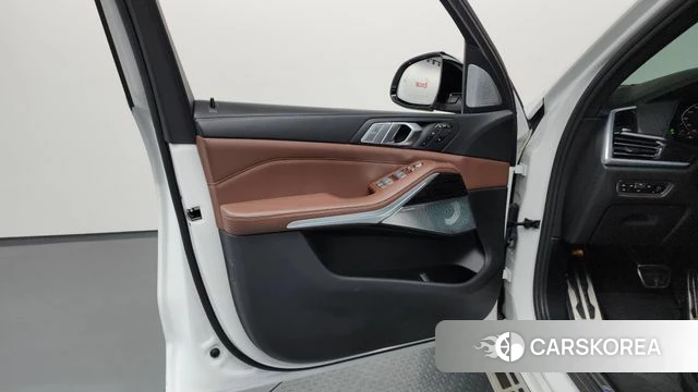 BMW X7 (G07) id 4316809 из Кореи 16