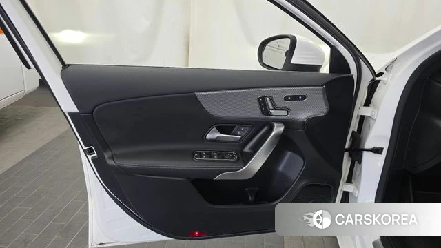 Mercedes-Benz A-Class W177 id 4476526 из Кореи 16