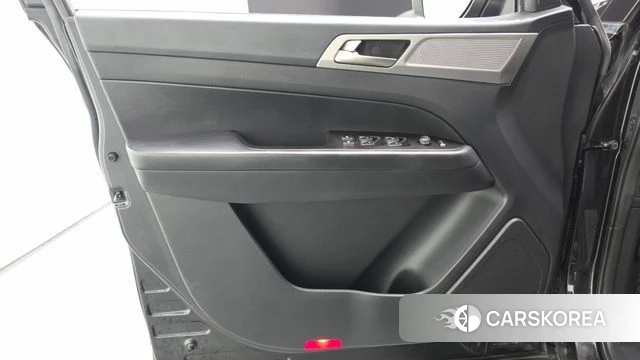 Ssangyong Rexton Sports id 4615413 из Кореи 16