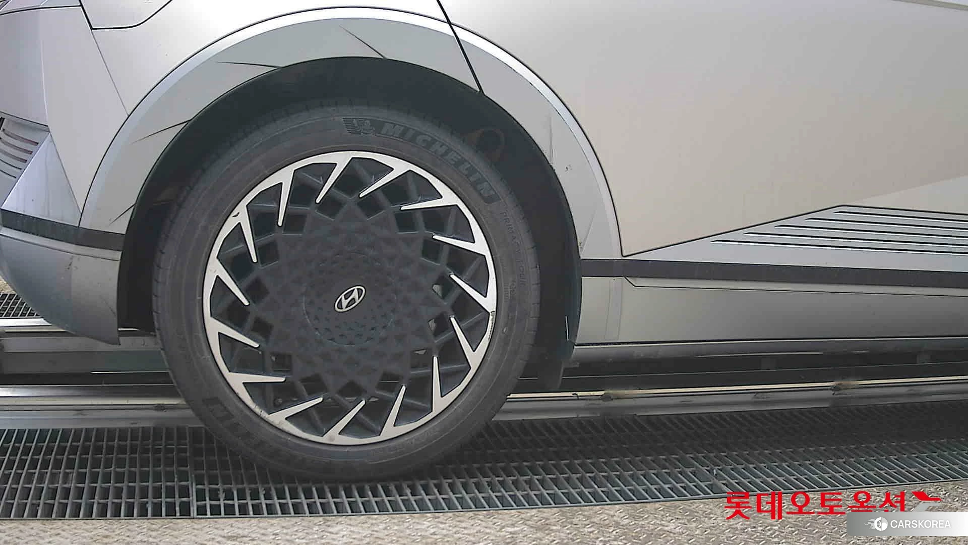 Hyundai IONIQ 5 id 3882108 из Кореи 16