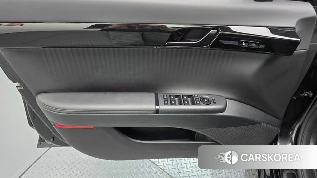 Hyundai Grandeur Hybrid (GN7) id 4941419 из Кореи 16