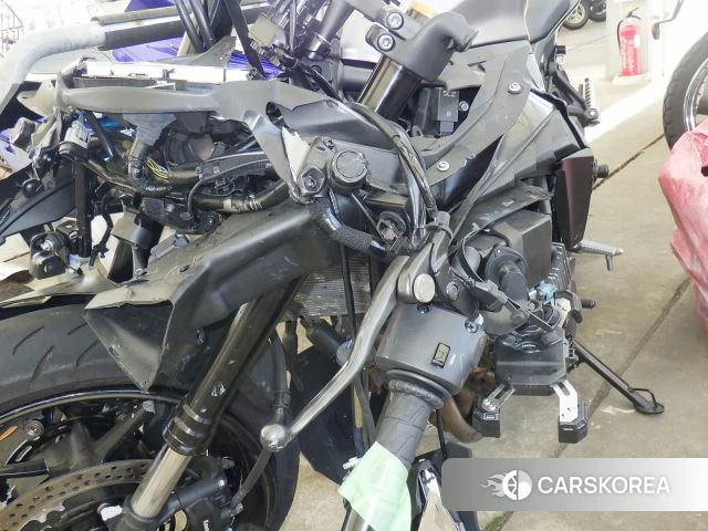 Kawasaki ZX-4R SE id 4191943 из Японии 16