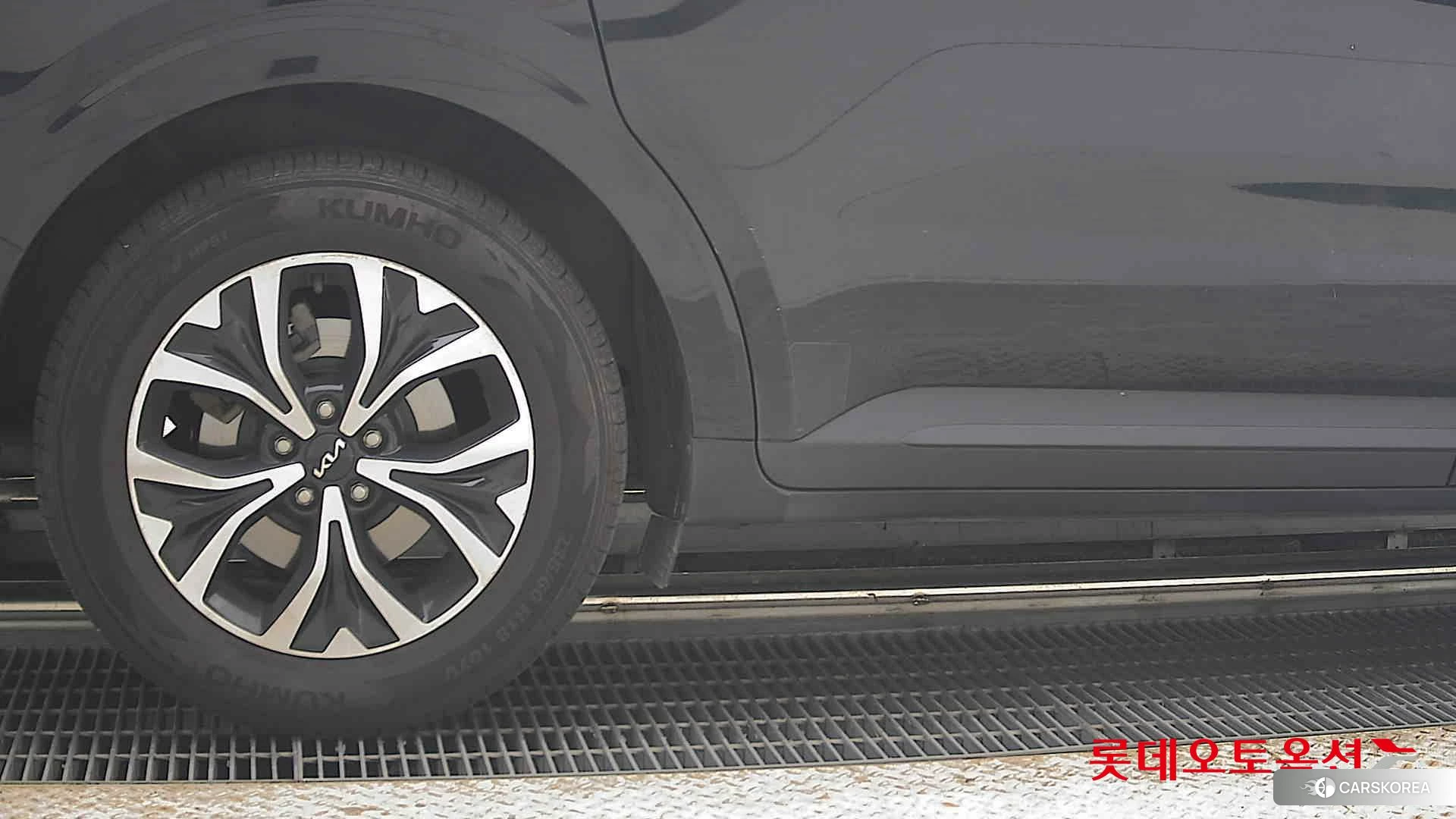 Kia Carnival id 4674179 из Кореи 16