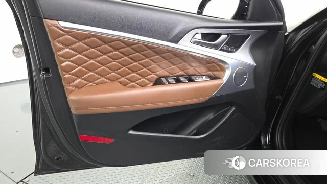 Genesis G70 id 4543248 из Кореи 16