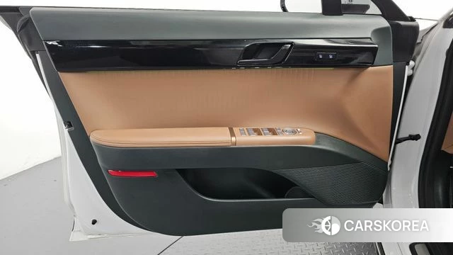 Hyundai Grandeur Hybrid (GN7) id 4584728 из Кореи 16