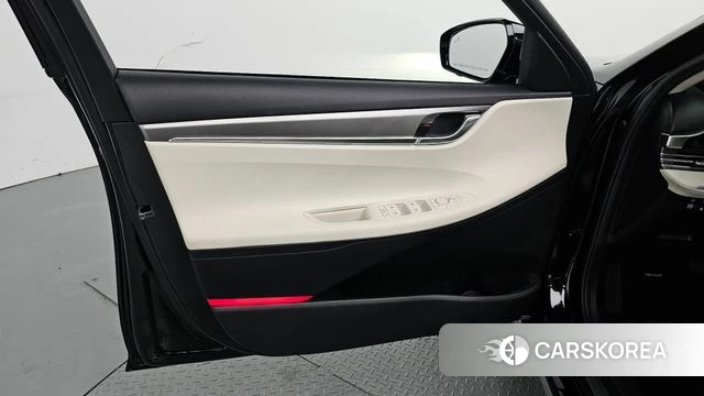 Hyundai The New Grandeur IG Hybrid id 4231224 из Кореи 16