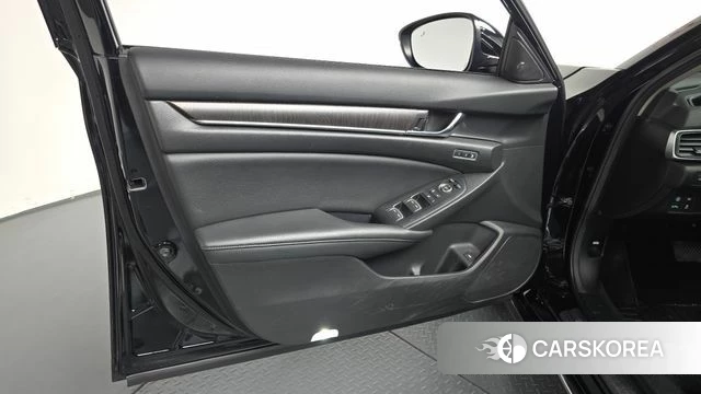 Honda Accord 10th Generation id 4338104 из Кореи 16