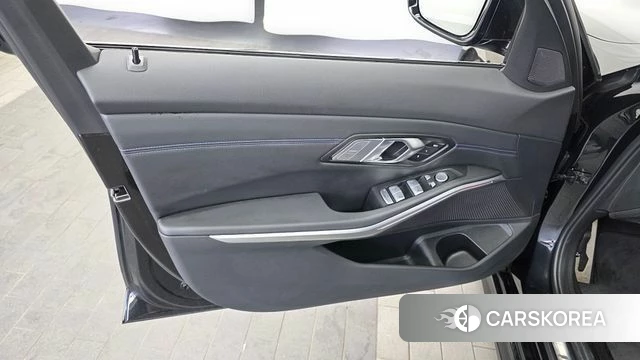 BMW 3 Series (G20) id 4624721 из Кореи 16