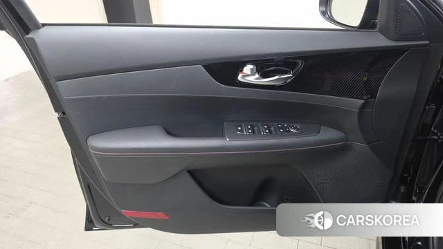 Kia Come New K3 id 4625938 из Кореи 16