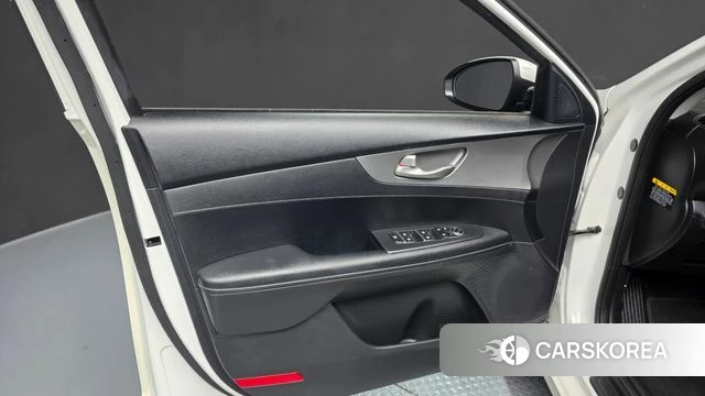 Kia Come New K3 id 4225416 из Кореи 16