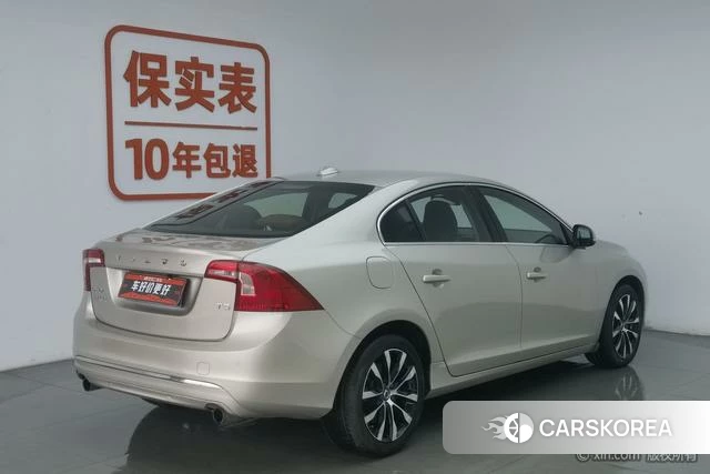 Volvo S60 id 4212567 из Китая 16