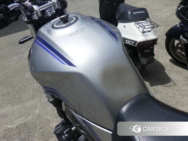 Honda CB1300SF id 4184707 из Японии 16