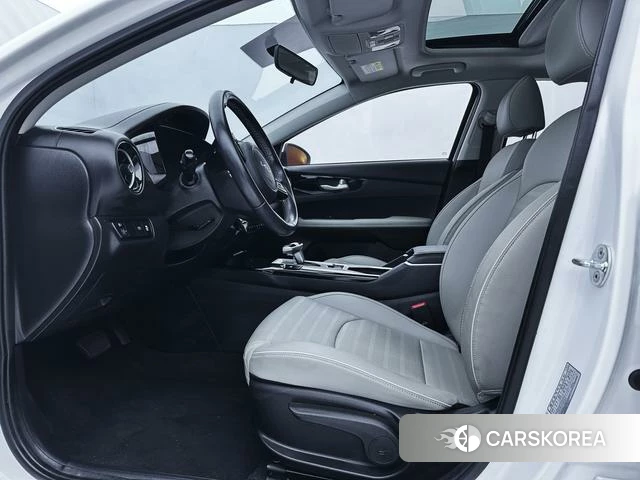 Kia K3 id 4301372 из Китая 16
