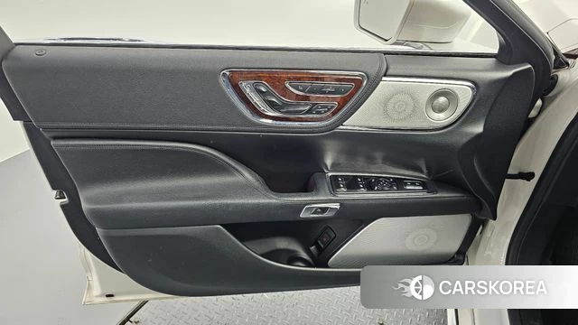 Lincoln Continental 10th Generation id 4294831 из Кореи 16