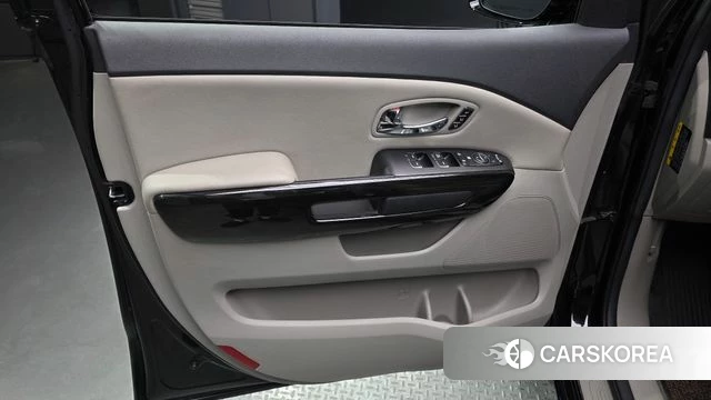 Kia The New Carnival id 4311046 из Кореи 16