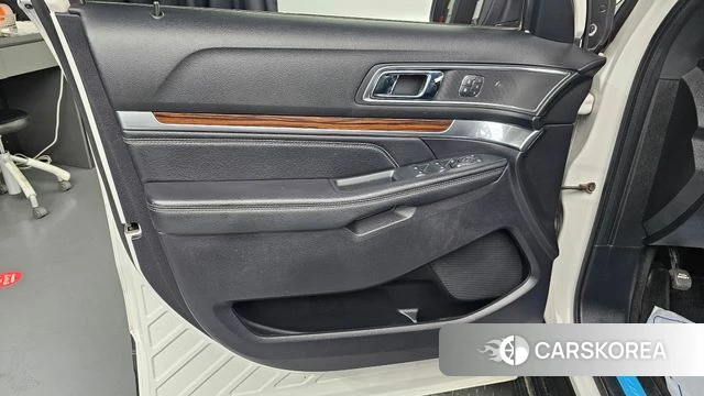 Ford Explorer id 4508281 из Кореи 16
