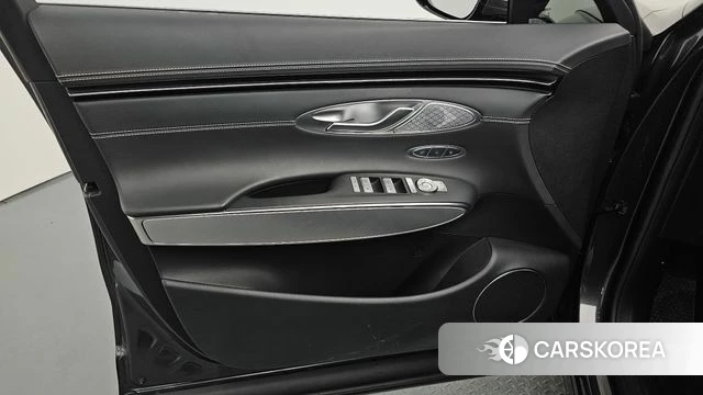 Genesis Electrified GV70 id 4618664 из Кореи 16