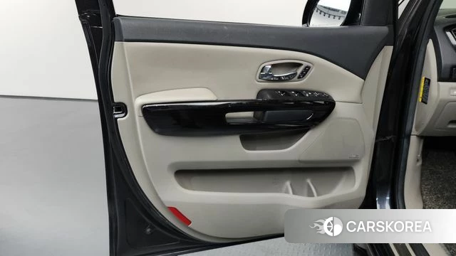 Kia The New Carnival id 4907671 из Кореи 16