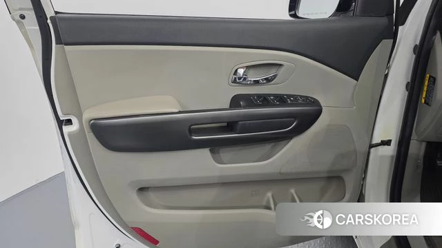 Kia The New Carnival id 4937541 из Кореи 16