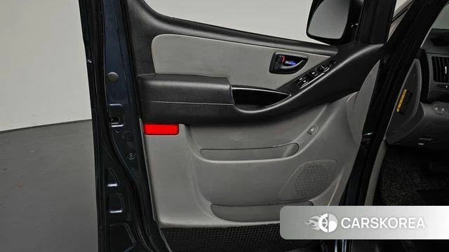 Hyundai The New Grand Starex id 4520782 из Кореи 16