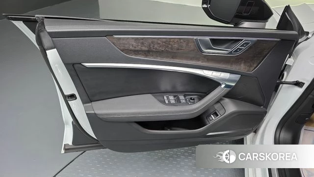 Audi A7 (4K) id 4864723 из Кореи 16