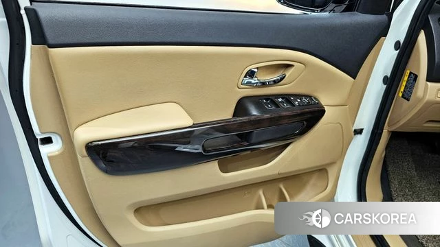 Kia The New Carnival id 4356531 из Кореи 16