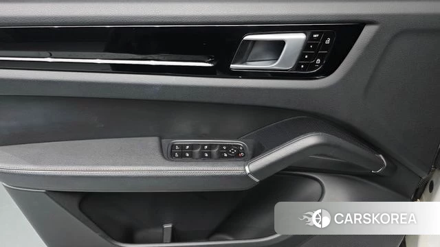 Porsche Cayenne (PO536) id 4446445 из Кореи 16