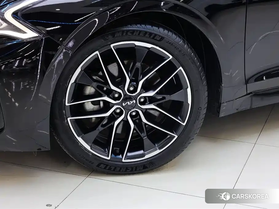 Kia K5 id 4514140 из Китая 16