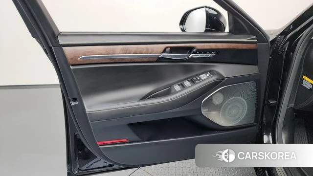 Genesis G90 id 4632295 из Кореи 16