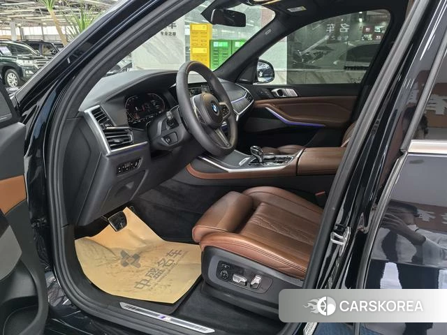 BMW X7 id 4359479 из Китая 16