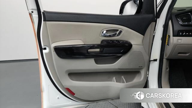 Kia The New Carnival id 4619849 из Кореи 16