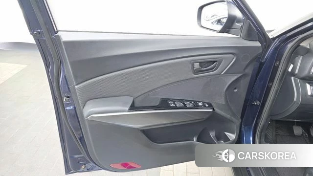 Ssangyong Berry New Tivoli id 4551217 из Кореи 16