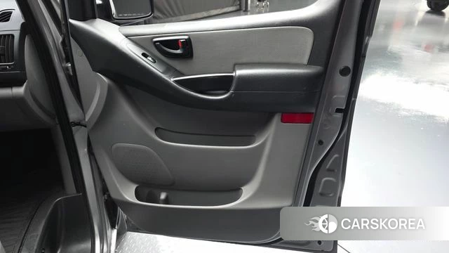 Hyundai The New Grand Starex id 4895280 из Кореи 16
