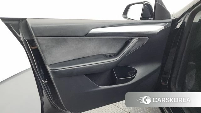 Tesla Model Y id 4571777 из Кореи 16