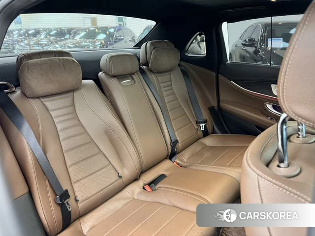 Mercedes-Benz E-class id 4259422 из Китая 16
