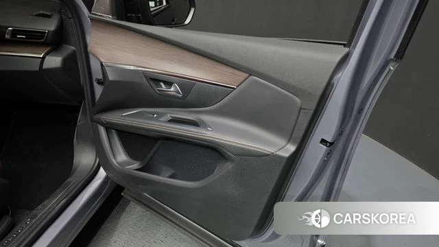 Peugeot 5008 second generation id 4185742 из Кореи 16