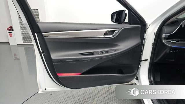 Hyundai The New Grandeur IG Hybrid id 4758922 из Кореи 16