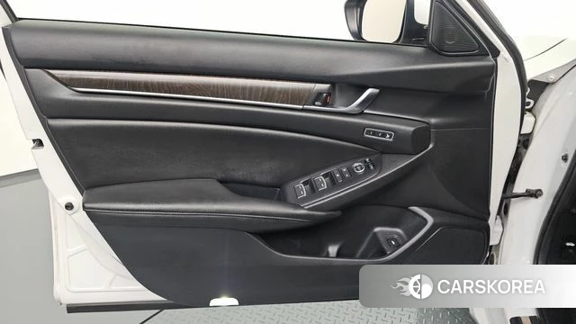 Honda Accord 10th Generation id 4345341 из Кореи 16
