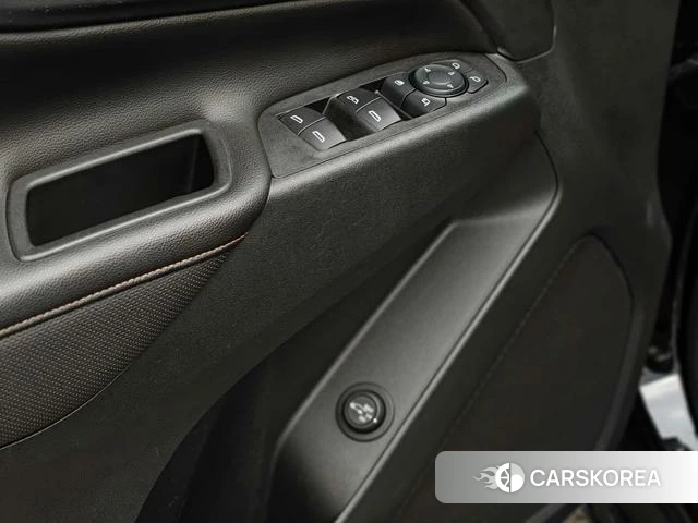 Chevrolet Explorer id 4213488 из Китая 16