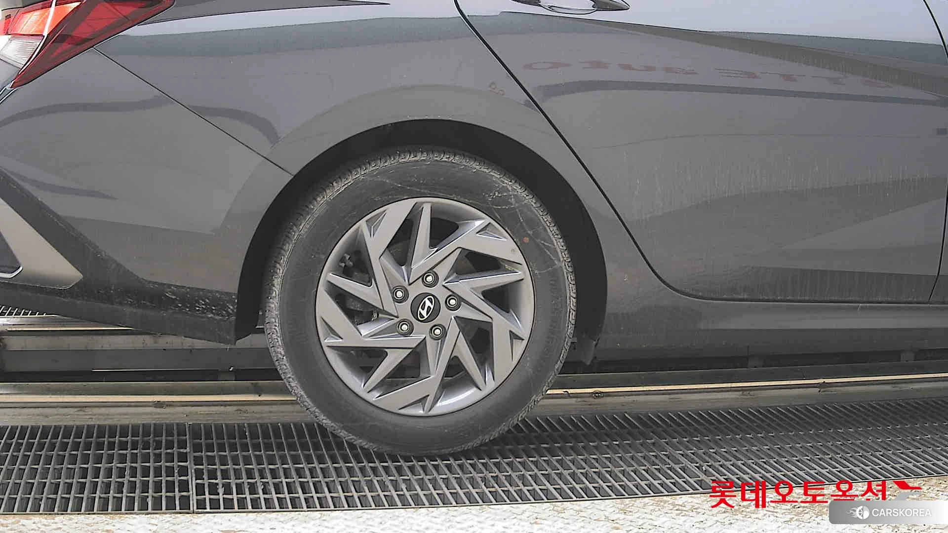 Hyundai Avante Hybrid id 4289481 из Кореи 16