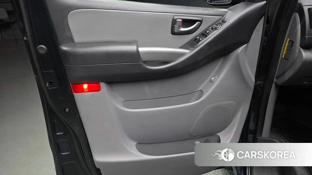 Hyundai The New Grand Starex id 4519951 из Кореи 16
