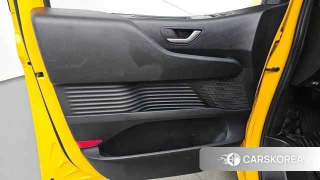 Hyundai Staria id 4572735 из Кореи 16