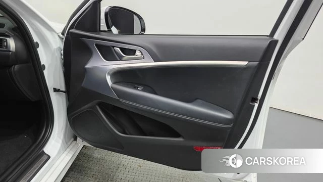 Genesis G70 id 4754847 из Кореи 16